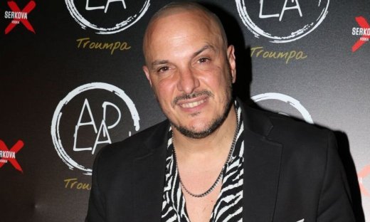 Ξέσπασε ο Άκης Δείξιμος για τη συναυλία για τον Μπιθικώτση: «Ντροπή! Δέχτηκα τηλεφώνημα ότι...»