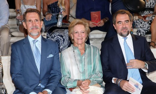 Παύλος Ντε Γκρες και Νικόλαος συνόδευσαν τη μητέρα τους Άννα Μαρία στο Ηρώδειο