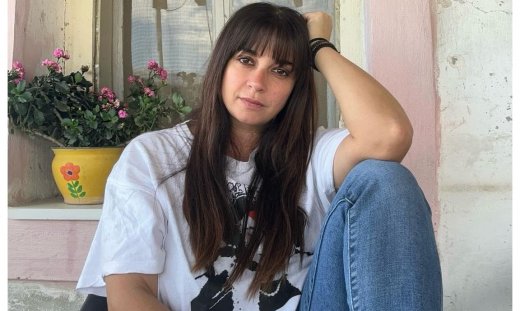 Αγνώριστη η Σοφία Φαραζή - Η μεγάλη αλλαγή στην εμφάνισή της! Έκοψε τα μαλλιά της & έγινε ξανθιά