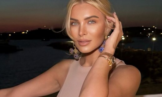 Η εξομολόγηση της Καινούργιου: Η μητέρα μου πέρασε πάρα πολύ δύσκολα το καλοκαίρι με θέματα υγείας