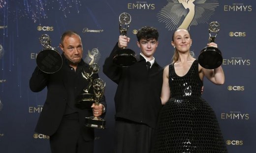 Βραβεία Emmy 2025: Οι μεγάλοι νικητές - Σάρωσε το Adolescence