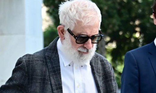 Πέτρος Φιλιππίδης: Κατέθεσε τα χαρτιά του για σύνταξη – Αυτό το ποσό θα παίρνει κάθε μήνα