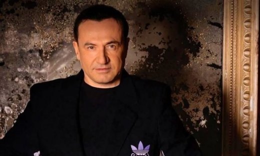 Λευτέρης Πανταζής: Οι φωτό από την παιδική του ηλικία και από την εφηβεία-Αγνώριστος ο τραγουδιστής