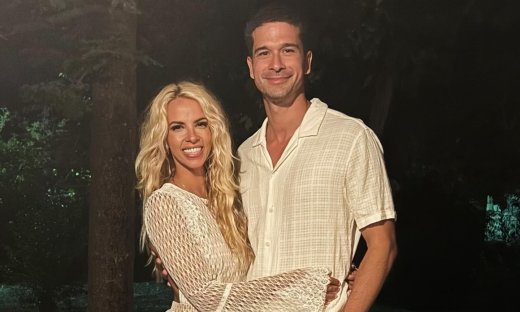 Τζένη Μελιτά-Σπύρος Μαργαρίτης: Γιόρτασαν με φίλους τη 2η επέτειο του γάμου τους-Το πάρτι & η τούρτα