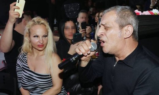 Στα δικαστήρια ο Θέμης Αδαμαντίδης με την πρώην σύντροφό του, Βαρβάρα Κίρκη