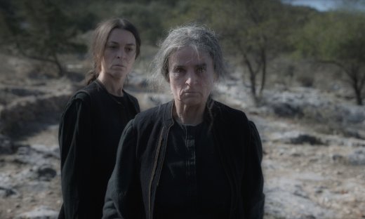 H Φόνισσα σε Α’τηλεοπτική προβολή-Το X υποκλίθηκε στην Καραμπέτη: «Οταν η οθόνη ξεχειλίζει ταλέντο»