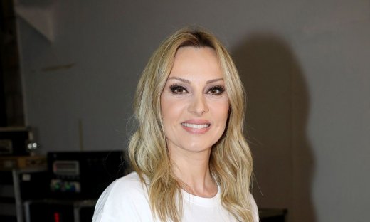 Πέγκυ Ζήνα: H επιτυχία συνεχίζεται - Ανακοινώθηκε η πρεμιέρα της με τον Αναστάσιο Ράμμο