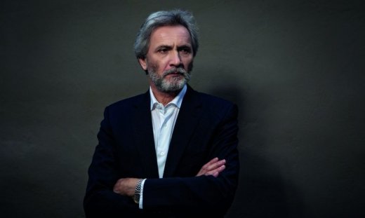 Ο συγγραφέας & στιχουργός Γιάννης Καλπούζος στο gossip-tv: Ο Μεθυστής & η φιλία με τον Λιδάκη