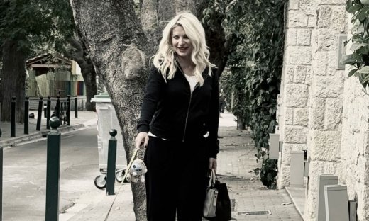 Μενεγάκη: Οι πρωινές βόλτες στην Κηφισιά, η αναφορά στα γενέθλιά της & η φώτο της Μαρίνας στο σπίτι