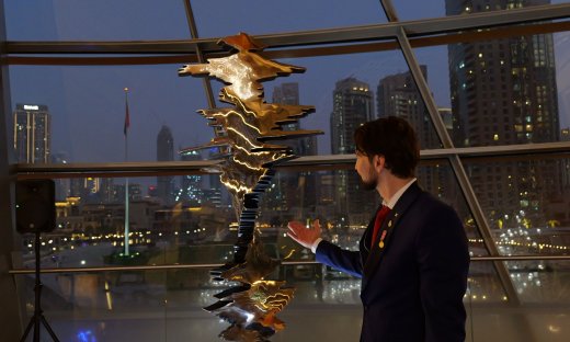 Παγκόσμια Πρεμιέρα στο Ντουμπάι: Το πρώτο γλυπτό παγκοσμίως που δημιουργήθηκε από τη φωνή της Κάλλας