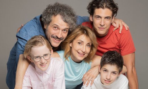 Τρομεροί γονείς: Γνωρίστε λίγο πριν την πρεμιέρα, την οικογένεια Στεφανίδη!