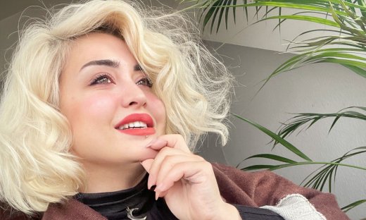 Κατερίνα Πεφτίτση στο gossip-tv: Όλοι περνάμε σκοτεινές στιγμές, δεν είναι ντροπή να ζητάμε βοήθεια