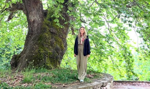 «Ό,τι αξίζει» με την Ίνα Ταράντου – Ταξίδι στη Βαμβακού: το θαύμα ενός χωριού!