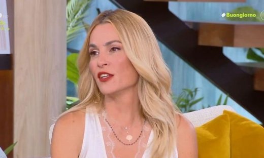 Τζένη Μπότση: «Πέρασα πολύ δύσκολα, πήρα κιλά, είχα γίνει ένας αγνώριστος άνθρωπος»