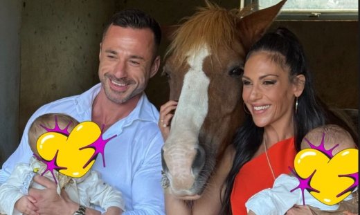 Η Ανθή Βούλγαρη έγινε νονά! Το παραμυθένιο σκηνικό με τις κολοκύθες και τα άλογα!