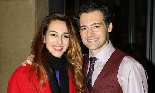 Βίκυ Παπαδοπούλου: «Νιώθω πάντα το μητρικό ένστικτο μέσα μου» - Η ζωή με τον σύζυγό της Θάνο Τοκάκη