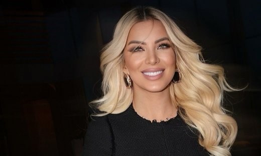 Καινούργιου για τον γάμο της με τον Κουτσουμπή: Θα κάνω κάτι άλλο πριν τον θρησκευτικό