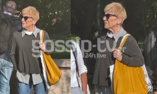 Αποκλειστικό-Paparazzi! H βόλτα της Χρύσας Ρώπα στο κέντρο της Αθήνας-Στυλάτη & χαμογελαστή