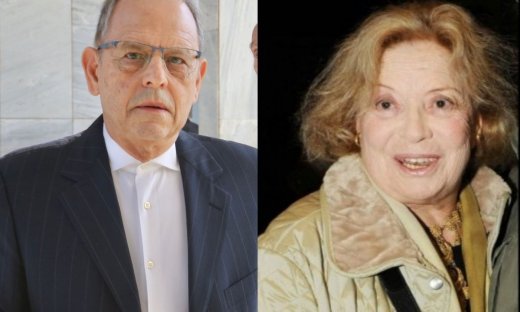 Χρήστος Αποστολίδης: Συγκινημένος ο γιος της Άννας Κυριακού στην κηδεία της