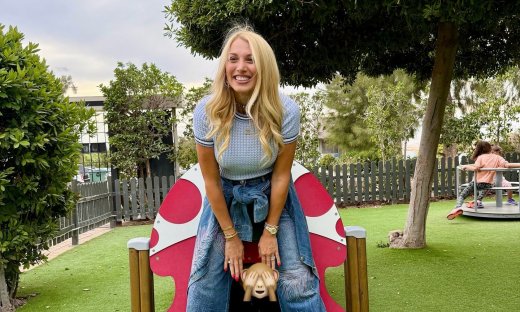 Σπυροπούλου: Halloween αγκαλιές με τους δύο γιους της – Μια μαμά με στιλ και σε... γιορτινό mood!