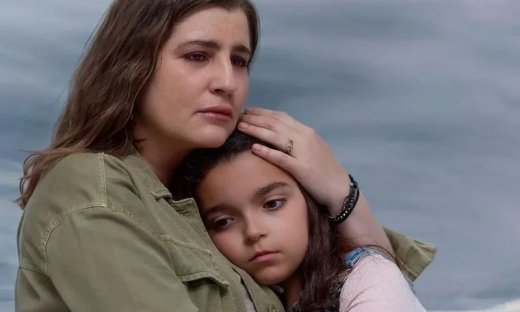 Να με λες μαμά: Σπάραξε το twitter με την μικρή Ιωάννα! «Κανένα παιδί δεν πρέπει να μεγαλώνει έτσι»