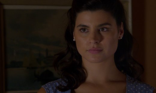 Άγιος έρωτας: Η Χλόη ένα βήμα πριν γνωρίσει την κόρη της