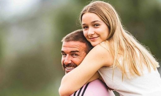 Harper Beckham: Η 14χρονη κόρη της Victoria και του David λανσάρει το δικό της beauty brand!