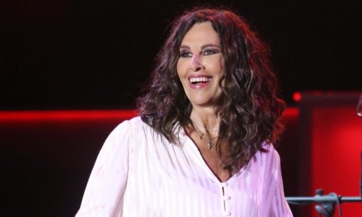 Η Ελευθερία Αρβανιτάκη έχει γενέθλια και στα 68 της παραμένει… «Του πόθου το αγρίμι»