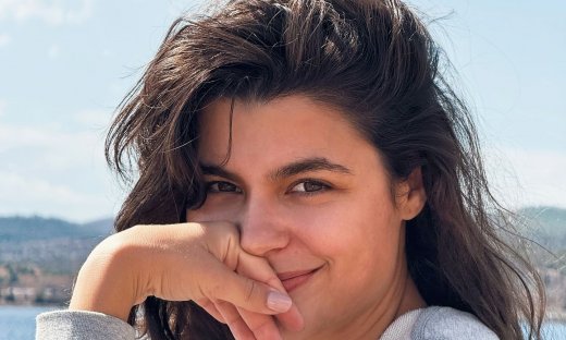 Δανάη Παππά:  Αν αρχίσει η μαμά μου τα «πότε θα παντρευτείς & θα γίνεις μαμά» θα πέσει βρίσιμο...