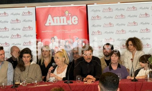 Annie: Όσα έγιναν στη συνέντευξη Τύπου - Η αναφορά Στάνκογλου στα παιδιά του & η συγκίνηση της Παππά