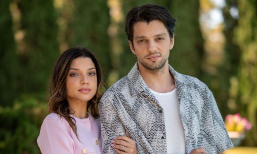 Να μ' αγαπάς: Μητρούση-Πιεχόβιακ: «Όταν θα μάθουν για τα δίδυμα, θα νιώσουν προδομένοι»