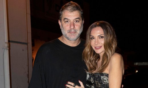 Βανδή: Στο πλευρό του Μπισμπίκη στην πρεμιέρα του - Η πρώτη εμφάνιση μετά τον χαμό με το περιπολικό