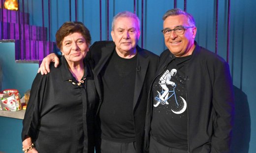 Παρέα με τον Γιώργο Κουβαρά – «Αφιέρωμα στον Νίκο Γκάτσο»