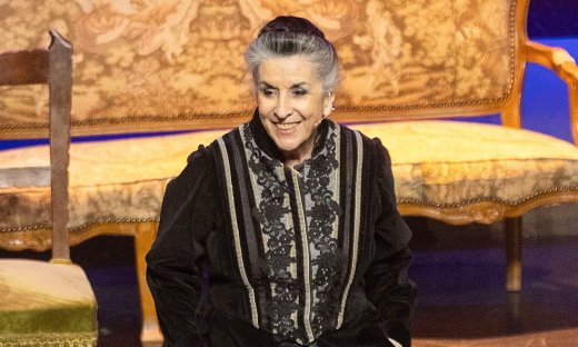 Νένα Μεντή: «Δεν είμαι η σπουδαιότερη ηθοποιός - Έχω αυτοπεποίθηση & είμαι θηλυκό με τσαγανό»