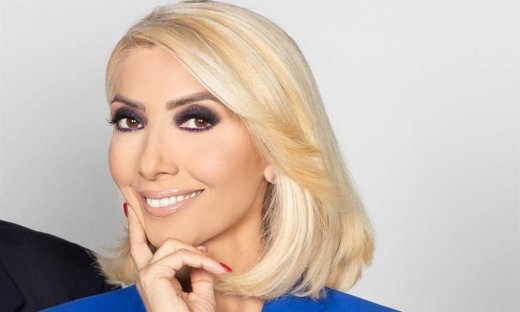 Μίνα Καραμήτρου: «Θέλω όταν πάρω σύνταξη να γράψω ένα βιβλίο»