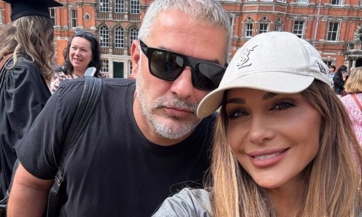 Ο Βασίλης Μπισμπίκης ευχαριστεί δημόσια τη Δέσποινα Βανδή: «Σε ευχαριστώ αγάπη μου»