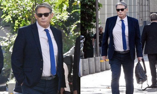 Ο Ιορδάνης Χασαπόπουλος στην ηλιόλουστη Αθήνα - Η κομψή εμφάνιση στο κέντρο της πόλης