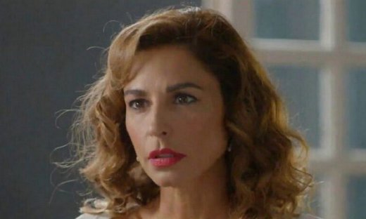 Άγιος Έρωτας: Η Χριστίνα βρίσκεται αντιμέτωπη με ένα σοκαριστικό γεγονός