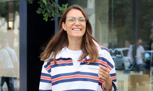 Halloween στην Αγγλία για τη Βίκυ Καγιά - Φωτογράφισε τον Κάρολο & τη Μπιάνκα σε γνωστό πάρκο!