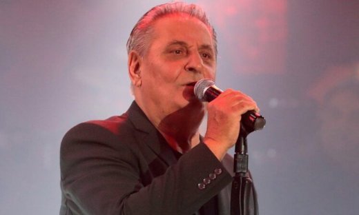 Ζαφείρης Μελάς: «Με ενοχλεί η λέξη σκυλάδικο - Δηλαδή εμείς γαβγίζουμε;»