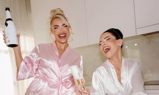 Τούνη: Οι παραμυθένιες φωτό από την προετοιμασία & τον γάμο της Στέλλας Πάσσαρη – «Και στα δικά μας»