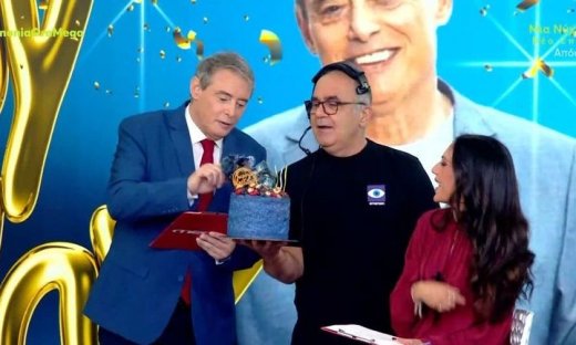 Γενέθλια για τον Ιορδάνη Χασαπόπουλο - «Πόσο γίνεσαι, καλέ;»