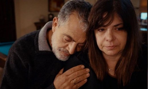 Γη της ελιάς – Νέα επεισόδια: Ο Δημοσθένης επιστρέφει στην Ασπασία