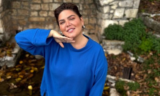 Δανάη Μπάρκα: Απόδραση στην Αρκαδία - Το «μυστικό» καφενεδάκι και τα τοπία που κόβουν την ανάσα