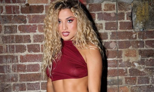 Eurovision 2026 – Αντιγόνη: «Πηγαίνω κάθε μέρα στην εκκλησία, βάζω το κερί μου και λέω...»