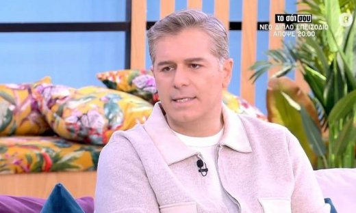 Αλέξανδρος Μπουρδούμης: «Η Σίσσυ Χρηστίδου είχε αποτρελαθεί μέσα στο καμαρίνι της και μου λέει…»