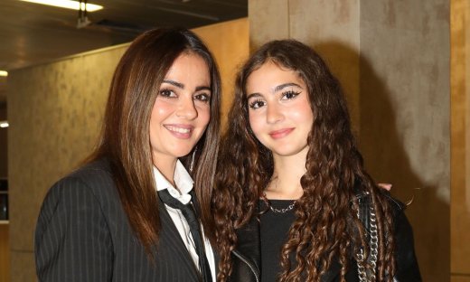 Λυδία Παπαγιάννη: Η κούκλα κόρη της Αγγελικής Δαλιάνη & του Μάνου Παπαγιάννη σε έξοδο με τη μαμά της