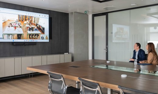 COSMOTE TELEKOM: Νέα εποχή συνδεσιμότητας σε όλα τα δυσπρόσιτα σχολεία με δωρεάν & γρήγορο ίντερνετ