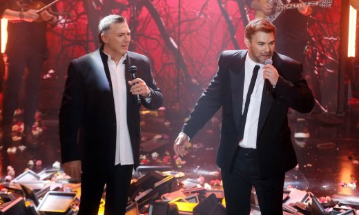 Γιώργος Σαμπάνης - Νίκος Μακρόπουλος: Sold out πρεμιέρα με λαμπερές παρουσίες