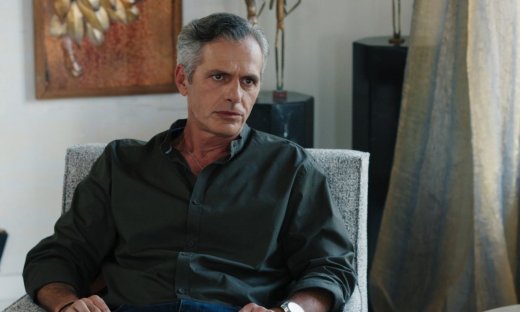 Η Γη της Ελιάς: Το τσιράκι του Αντώνη εκτελεί το σχέδιο και η Ηρώ καταλήγει νεκρή